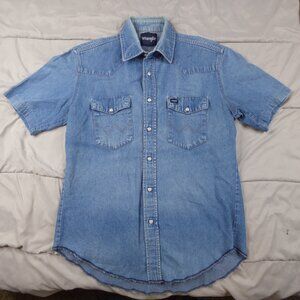 Vintage Wrangler Blue Denim Short Sleeve Button Up Shirt Pearl Snap Men’s Medium